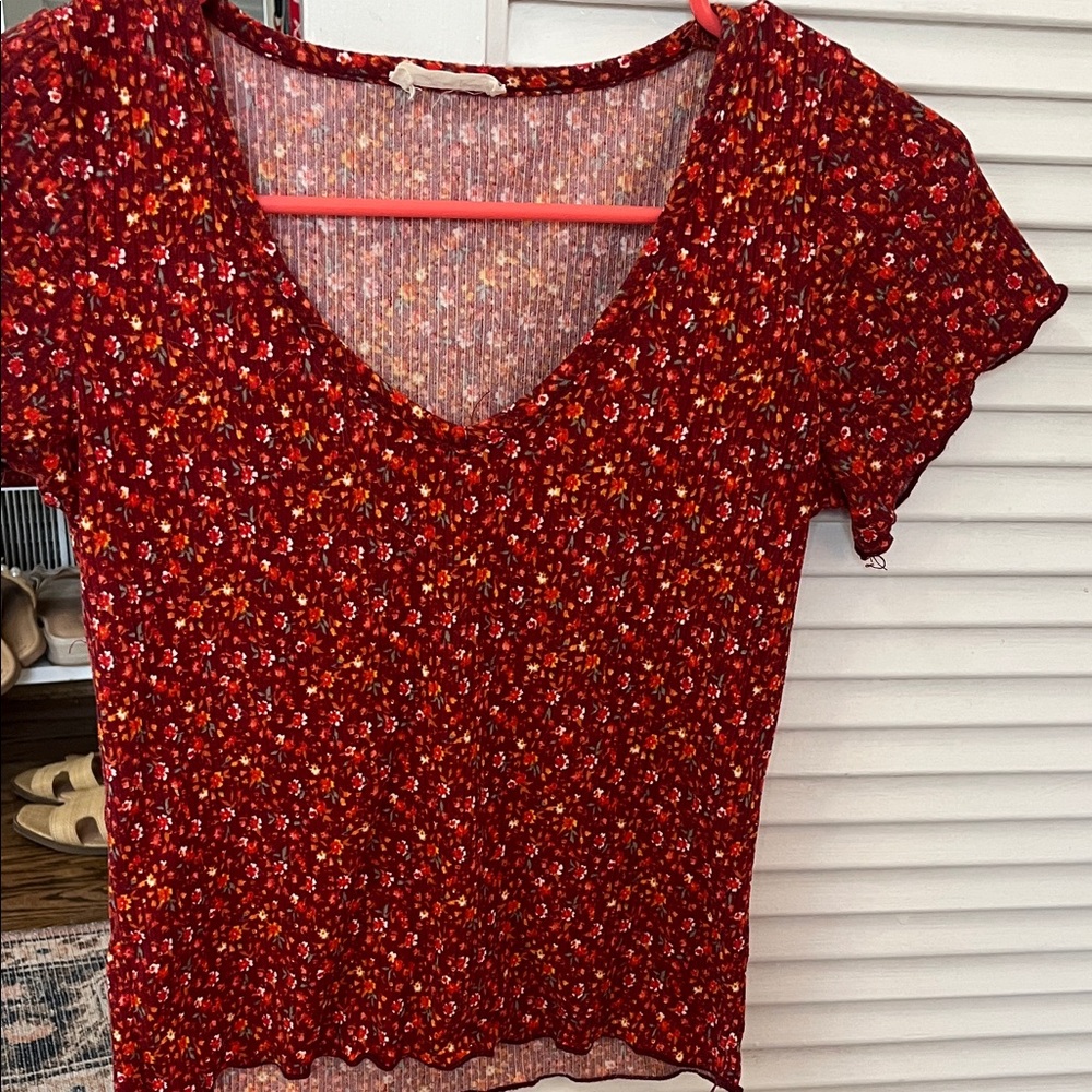 Olivia Rae Red Floral Short Sleeve Top